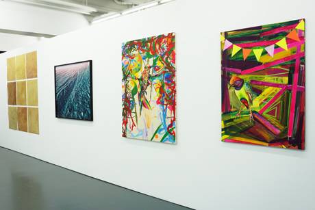 Achtung Farbe  » Klicken zum Vergrössern ->