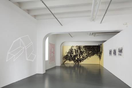 Zeichnungen und Wandarbeiten  » Klicken zum Vergrössern ->