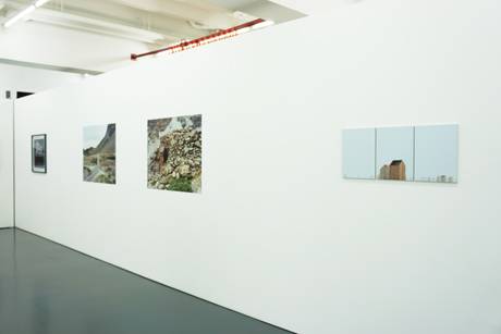 HINTER GRUND  » Klicken zum Vergrössern ->